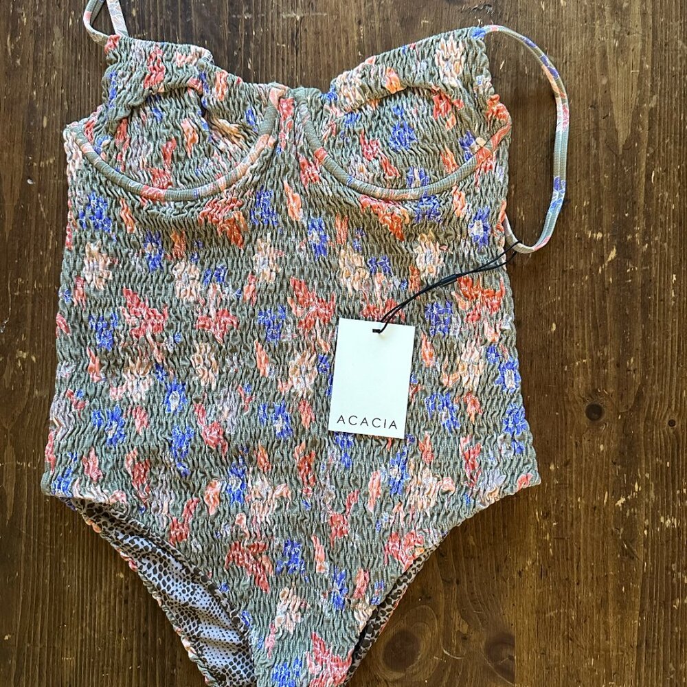 Acacia, Suki smocked one piece